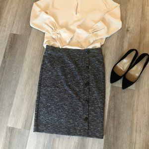 LOFT | Button Pull On Pencil Skirt